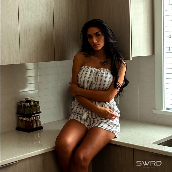 Meet your Posher, Jessica - Picture 1 of 1